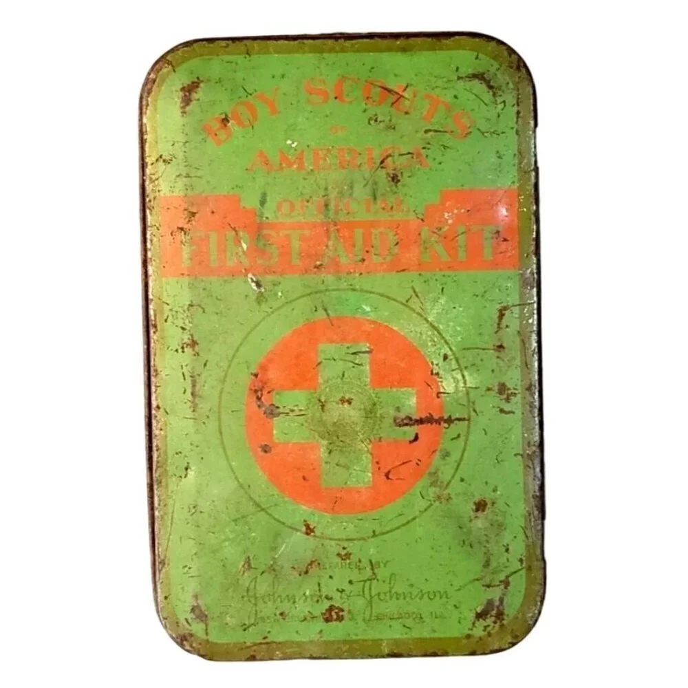 Vtg Boy Scouts Of America Official‎ First Aid Kit By Johnson & Johnson Tin 1950s